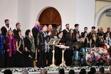 В Филармонии прошёл концерт ко Дню солидарности азербайджанцев мира и Новому году (ФОТО)