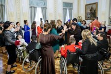 Искусство без границ: маскарадный бал для молодёжи в Баку (ФОТО)