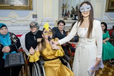 Искусство без границ: маскарадный бал для молодёжи в Баку (ФОТО)