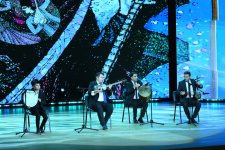 Вице-президент Фонда Гейдара Алиева Лейла Алиева и Алена Алиева приняли участие в заключительной церемонии награждения победителей Детского художественного фестиваля (ФОТО)