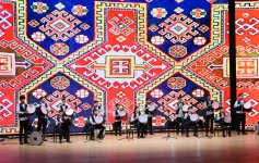 Вице-президент Фонда Гейдара Алиева Лейла Алиева и Алена Алиева приняли участие в заключительной церемонии награждения победителей Детского художественного фестиваля (ФОТО)