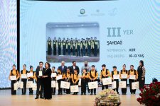 Вице-президент Фонда Гейдара Алиева Лейла Алиева и Алена Алиева приняли участие в заключительной церемонии награждения победителей Детского художественного фестиваля (ФОТО)