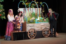 Цыганский табор в Баку - визуальные решения с обнадёживающим посланием (ФОТО)