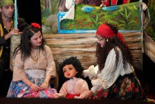 Цыганский табор в Баку - визуальные решения с обнадёживающим посланием (ФОТО)