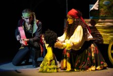 Цыганский табор в Баку - визуальные решения с обнадёживающим посланием (ФОТО)