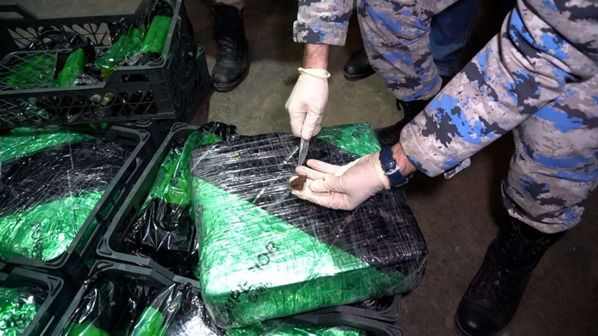 Предотвращен провоз крупной партии наркотиков из Ирана в Азербайджан (ФОТО)