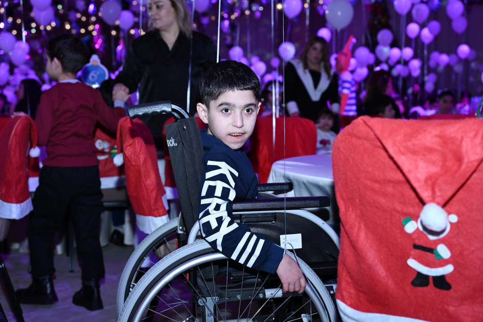 Вице-президент Фонда Гейдара Алиева Лейла Алиева, Арзу Алиева и Алена Алиева приняли участие в праздничном мероприятии для детей (ФОТО)