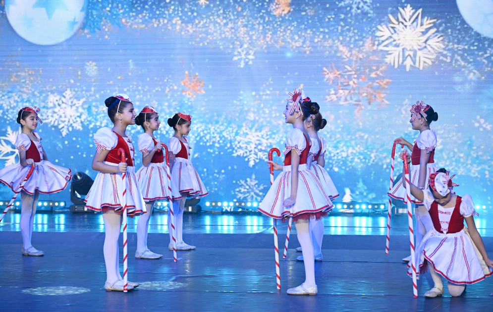 Вице-президент Фонда Гейдара Алиева Лейла Алиева, Арзу Алиева и Алена Алиева приняли участие в праздничном мероприятии для детей (ФОТО)