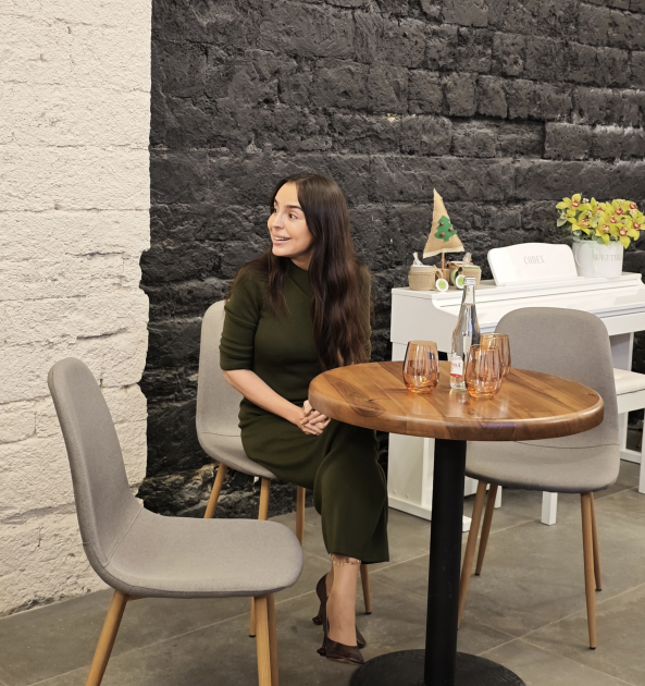 Вице-президент Фонда Гейдара Алиева Лейла Алиева встретилась с представителями старшего поколения в Центре YAŞA (ФОТО)