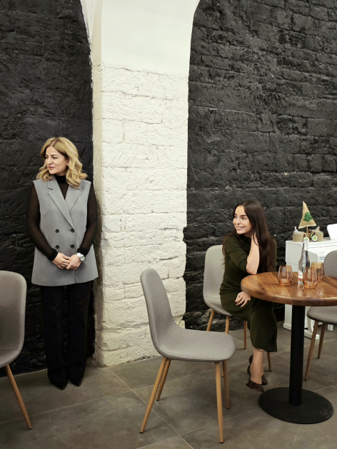 Вице-президент Фонда Гейдара Алиева Лейла Алиева встретилась с представителями старшего поколения в Центре YAŞA (ФОТО)