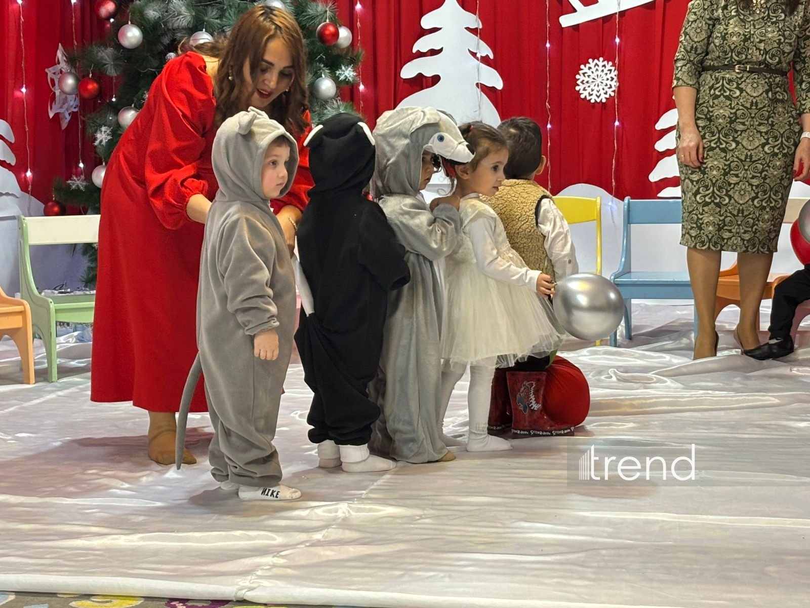 В Баку в ясли-детском доме № 1 прошел новогодний праздник (ФОТО)