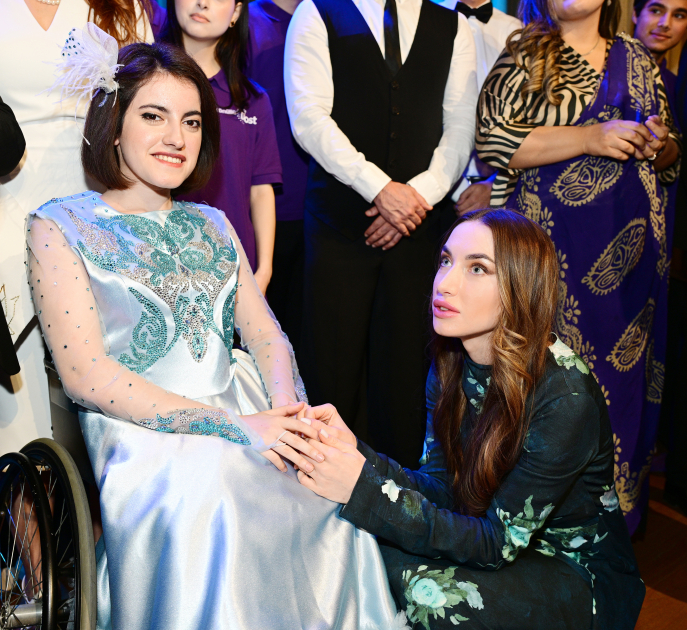 Вице-президент Фонда Гейдара Алиева Лейла Алиева и Алена Алиева посетили Центр инклюзивного развития и творчества DOST (ФОТО)