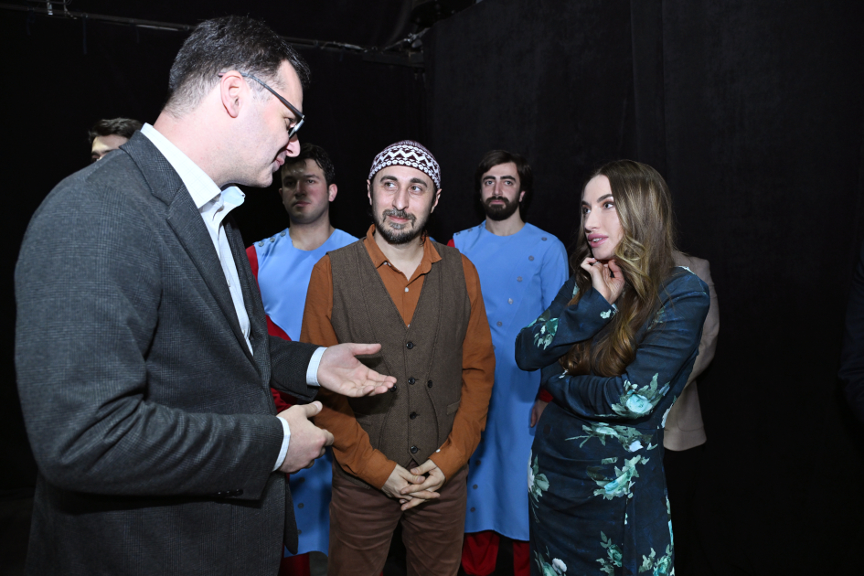 Вице-президент Фонда Гейдара Алиева Лейла Алиева и Алена Алиева присутствовали на показе спектакля «Ромео и Джульетта» (ФОТО)