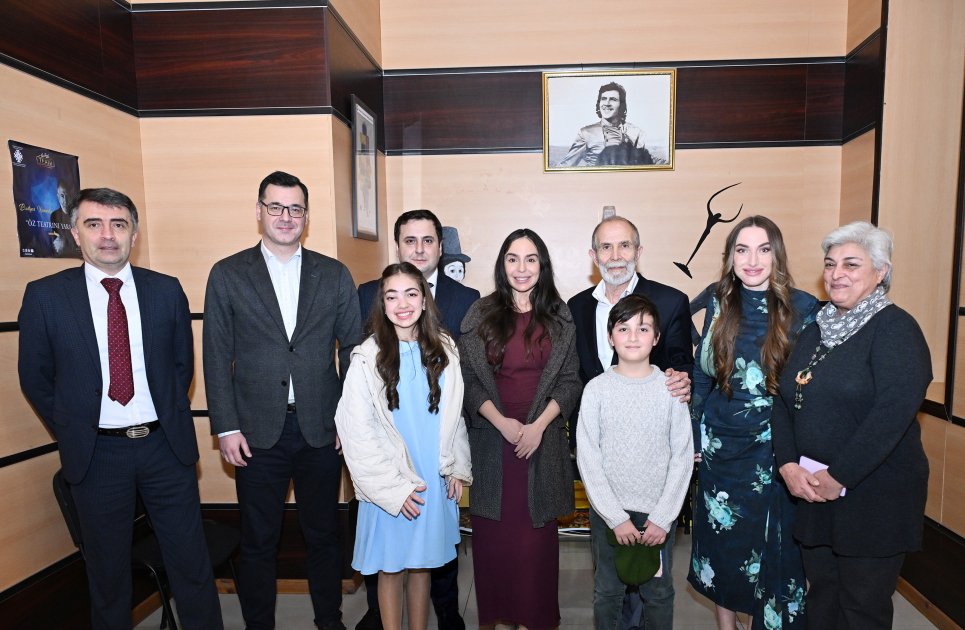 Вице-президент Фонда Гейдара Алиева Лейла Алиева и Алена Алиева присутствовали на показе спектакля «Ромео и Джульетта» (ФОТО)