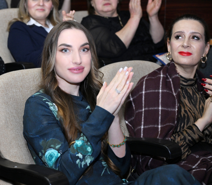 Вице-президент Фонда Гейдара Алиева Лейла Алиева и Алена Алиева присутствовали на показе спектакля «Ромео и Джульетта» (ФОТО)