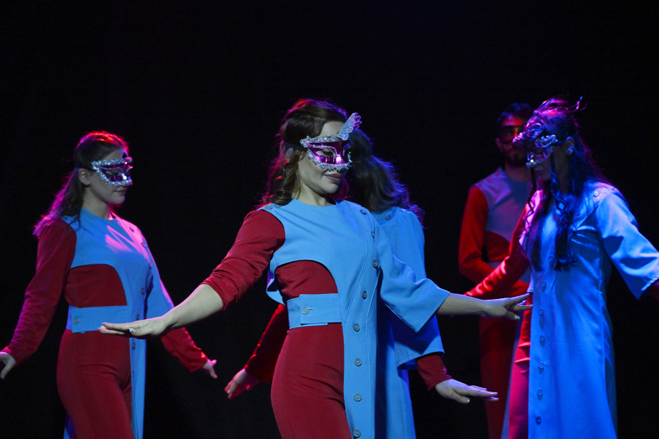 Вице-президент Фонда Гейдара Алиева Лейла Алиева и Алена Алиева присутствовали на показе спектакля «Ромео и Джульетта» (ФОТО)