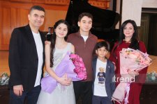 15-летний вундеркинд Айдан Нуриева объединила мировую классику с азербайджанской поэзией (ФОТО)