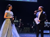 В Гянджинской государственной филармонии состоялась праздничная программа "В Новый год - вместе с нами" (ФОТО)