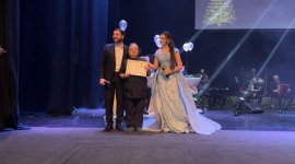 В Гянджинской государственной филармонии состоялась праздничная программа "В Новый год - вместе с нами" (ФОТО)