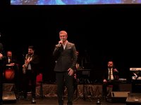 В Гянджинской государственной филармонии состоялась праздничная программа "В Новый год - вместе с нами" (ФОТО)