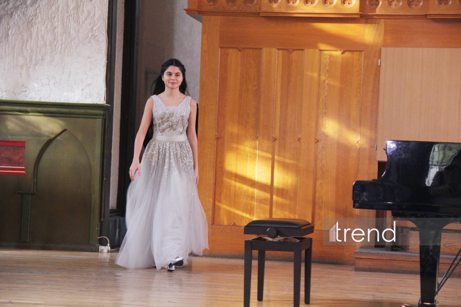 15-летний вундеркинд Айдан Нуриева объединила мировую классику с азербайджанской поэзией (ФОТО)