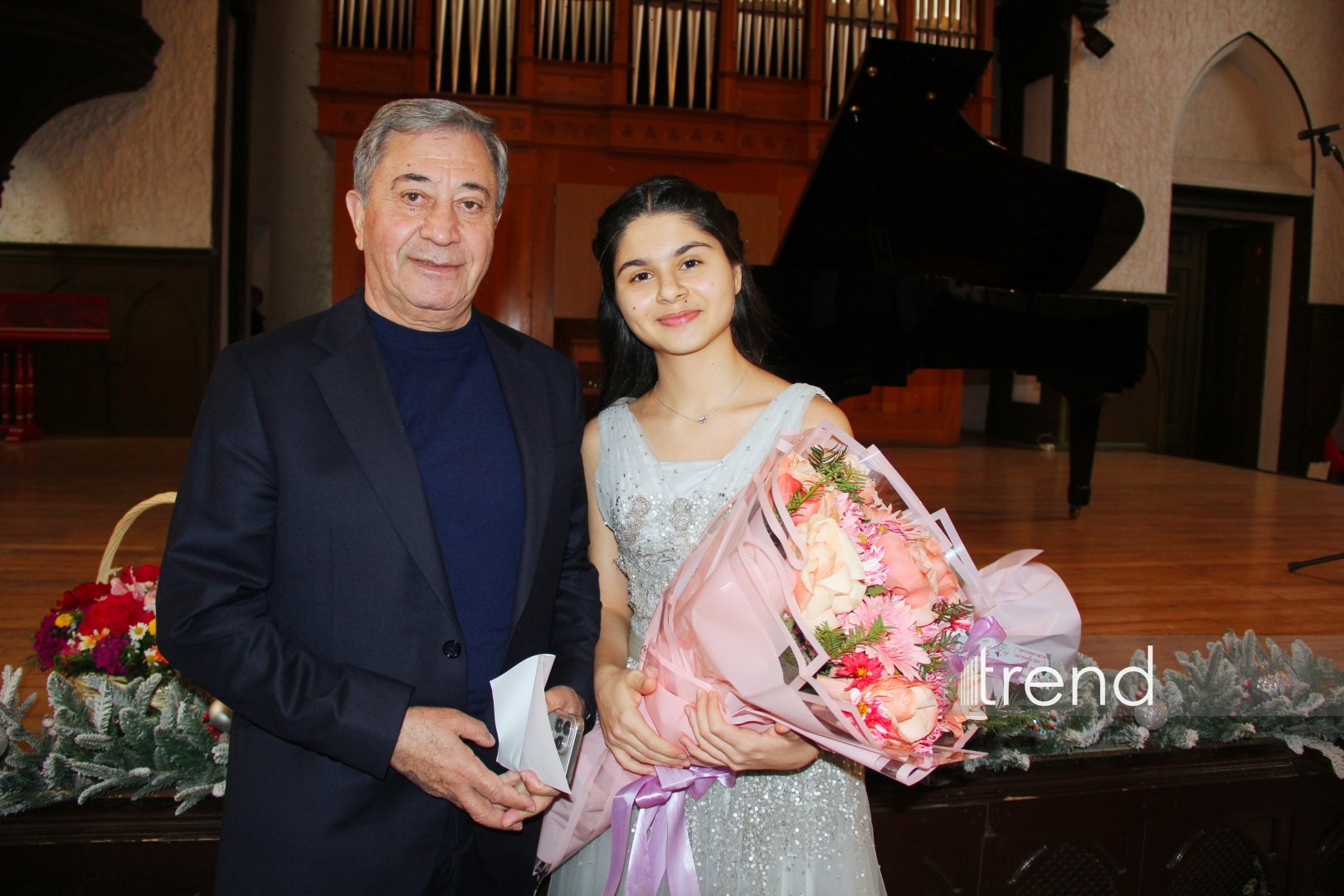 15-летний вундеркинд Айдан Нуриева объединила мировую классику с азербайджанской поэзией (ФОТО)