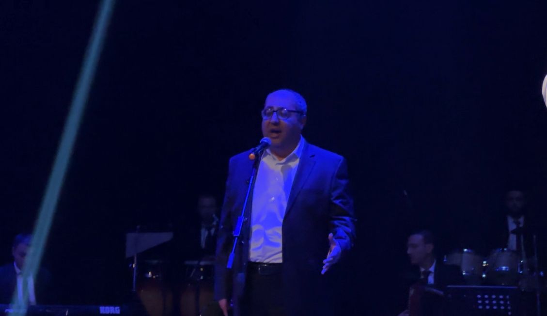 В Гянджинской государственной филармонии состоялась праздничная программа "В Новый год - вместе с нами" (ФОТО)