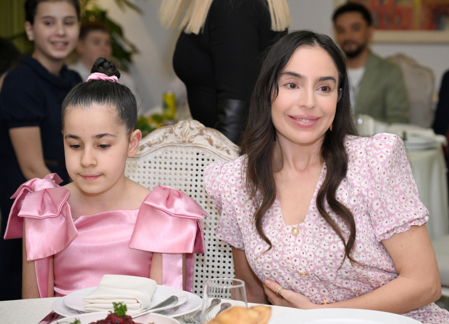 Вице-президент Фонда Гейдара Алиева Лейла Алиева, руководитель Баку Медиа Центра Арзу Алиева и Алена Алиева приняли участие в праздничном торжестве, организованном для детей, нуждающихся в особой заботе (ФОТО)