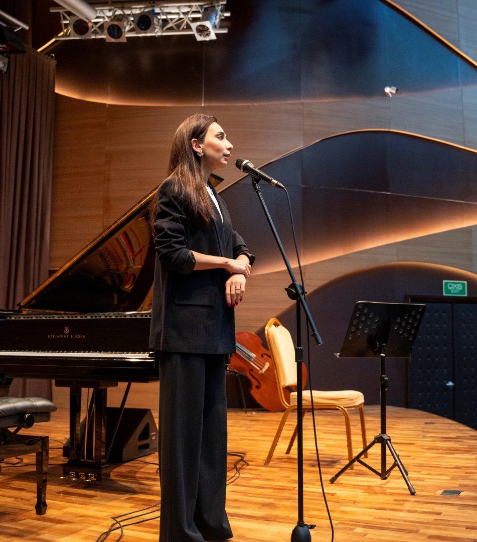 Малая Морская улица, 3 – Баку в музыке современных авторов (ФОТО)