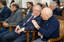 Состоялось открытие выставки, посвящённой 25-летию Азербайджанской академии художеств (ФОТО)