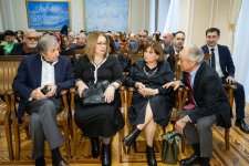 Состоялось открытие выставки, посвящённой 25-летию Азербайджанской академии художеств (ФОТО)