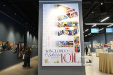 Руководитель Баку Медиа Центра Арзу Алиева и Алена Алиева посетили выставку «10 лет жизни в красках» (ФОТО)