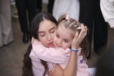Вице-президент Фонда Гейдара Алиева Лейла Алиева, руководитель Баку Медиа Центра Арзу Алиева и Алена Алиева приняли участие в праздничном торжестве, организованном для детей, нуждающихся в особой заботе (ФОТО)