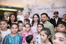 Вице-президент Фонда Гейдара Алиева Лейла Алиева, руководитель Баку Медиа Центра Арзу Алиева и Алена Алиева приняли участие в праздничном торжестве, организованном для детей, нуждающихся в особой заботе (ФОТО)