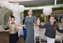 Вице-президент Фонда Гейдара Алиева Лейла Алиева, руководитель Баку Медиа Центра Арзу Алиева и Алена Алиева приняли участие в праздничном торжестве, организованном для детей, нуждающихся в особой заботе (ФОТО)