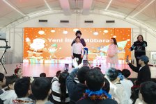 Эмин Агаларов организовал для воспитанников детских домов новогодний праздник (ФОТО)