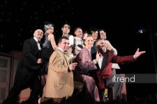 Шикарная премьера в Азербайджанском русском драмтеатре - "Ключ от чемодана с кирпичами" покорил всех! (ФОТО)