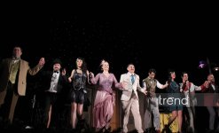 Шикарная премьера в Азербайджанском русском драмтеатре - "Ключ от чемодана с кирпичами" покорил всех! (ФОТО)