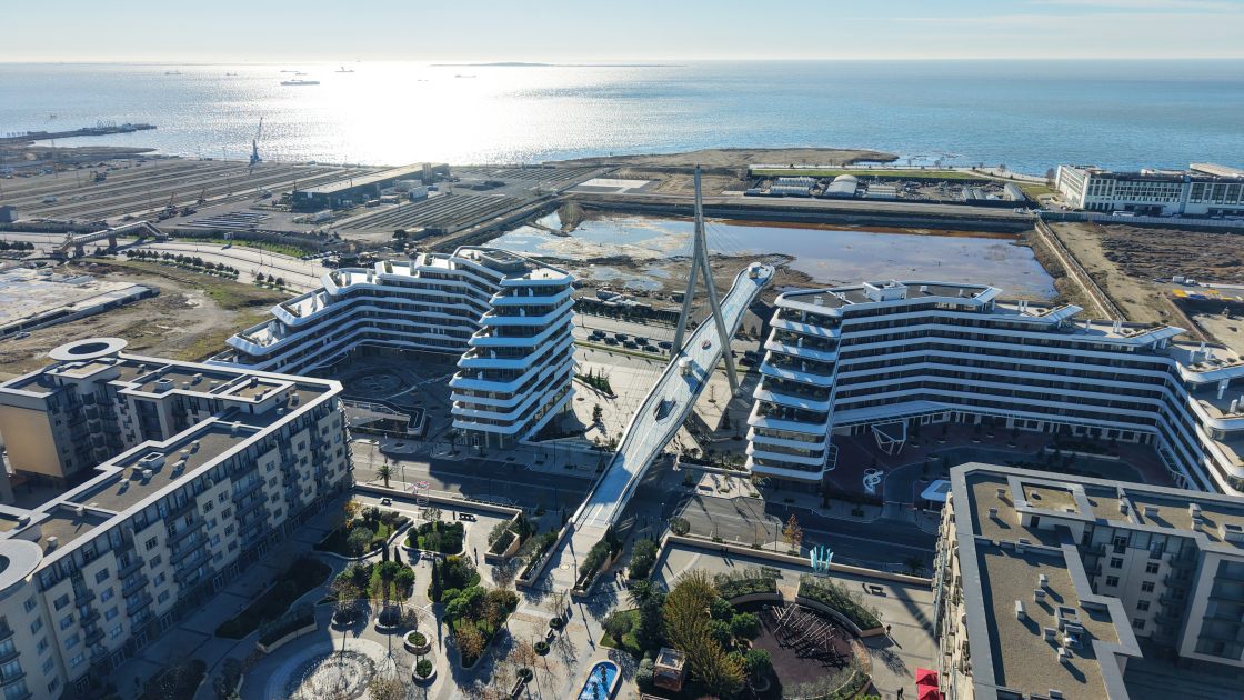 Президент Ильхам Алиев и Первая леди Мехрибан Алиева посетили «Баку Белый город» (ФОТО)