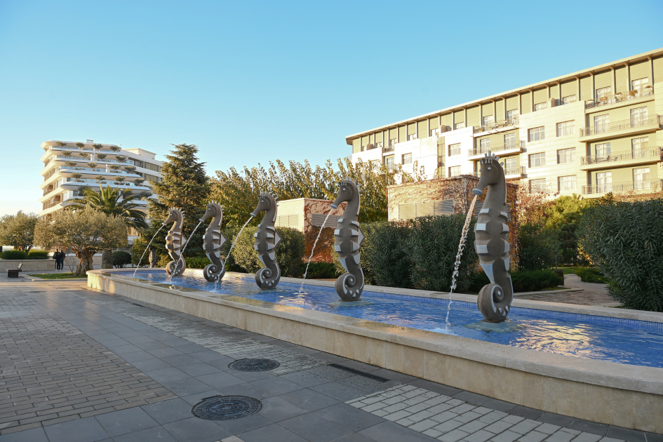 Президент Ильхам Алиев и Первая леди Мехрибан Алиева посетили «Баку Белый город» (ФОТО/ВИДЕО)