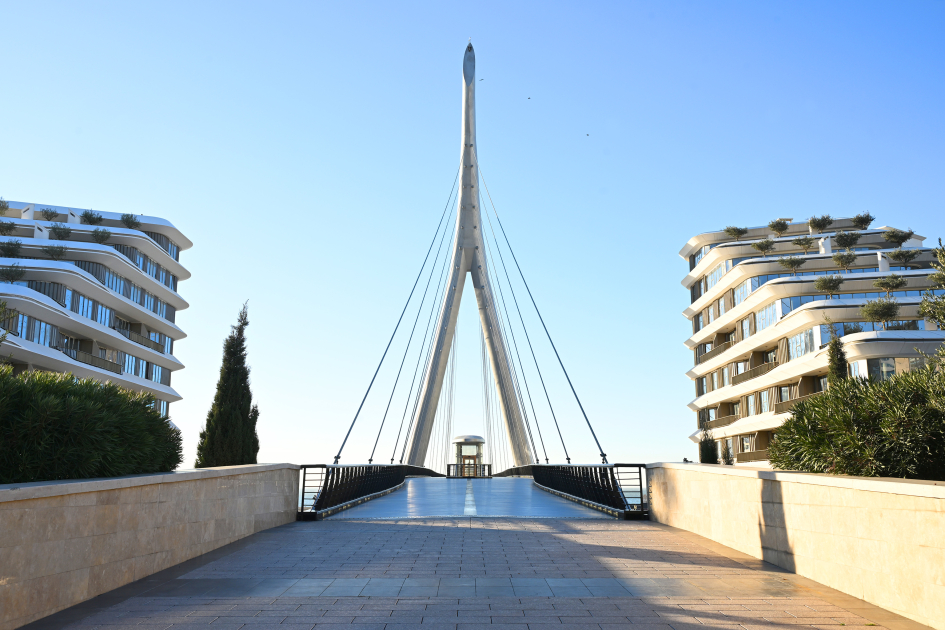 Президент Ильхам Алиев и Первая леди Мехрибан Алиева посетили «Баку Белый город» (ФОТО/ВИДЕО)