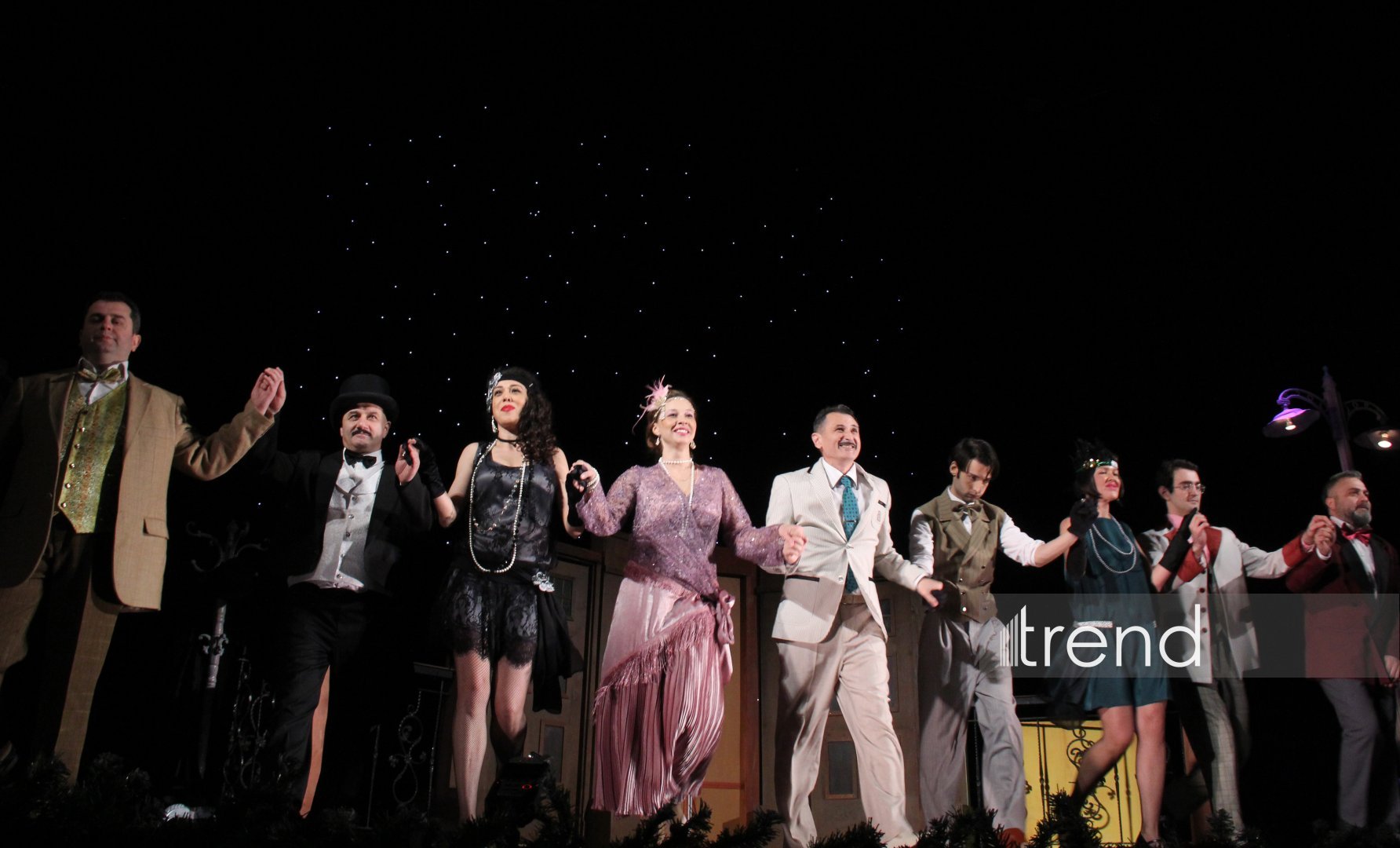 Шикарная премьера в Азербайджанском русском драмтеатре - "Ключ от чемодана с кирпичами" покорил всех! (ФОТО)