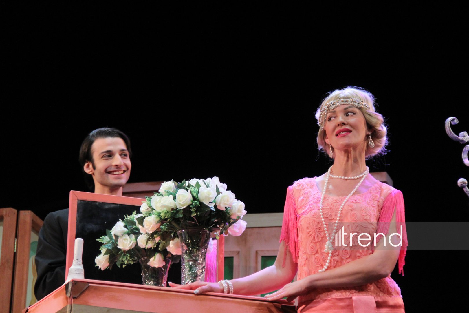 Шикарная премьера в Азербайджанском русском драмтеатре - "Ключ от чемодана с кирпичами" покорил всех! (ФОТО)