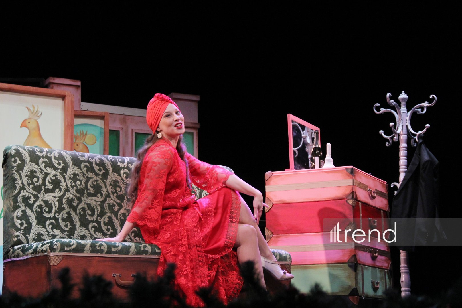 Шикарная премьера в Азербайджанском русском драмтеатре - "Ключ от чемодана с кирпичами" покорил всех! (ФОТО)