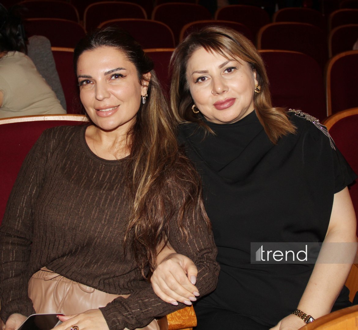 Шикарная премьера в Азербайджанском русском драмтеатре - "Ключ от чемодана с кирпичами" покорил всех! (ФОТО)