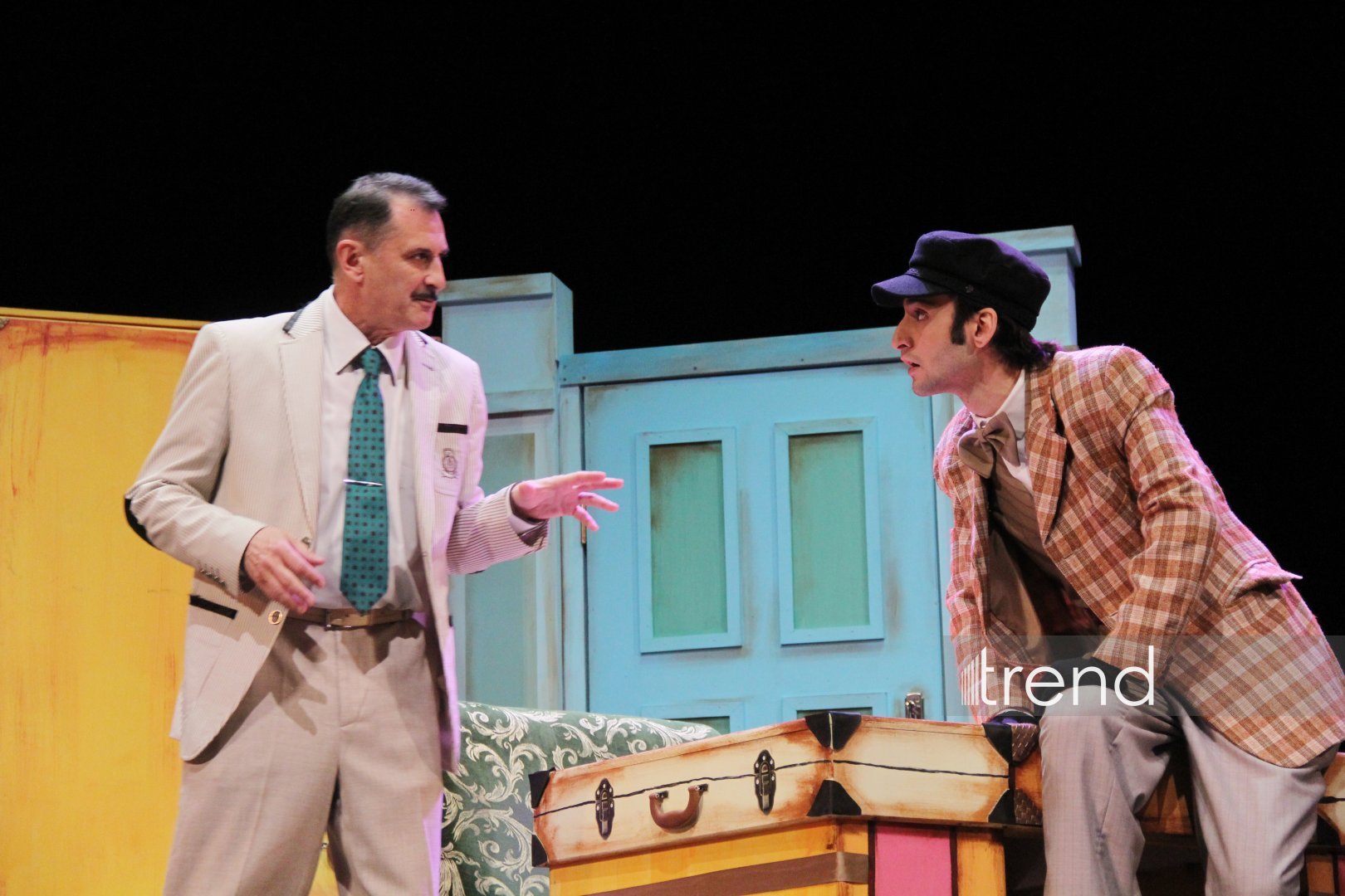 Шикарная премьера в Азербайджанском русском драмтеатре - "Ключ от чемодана с кирпичами" покорил всех! (ФОТО)