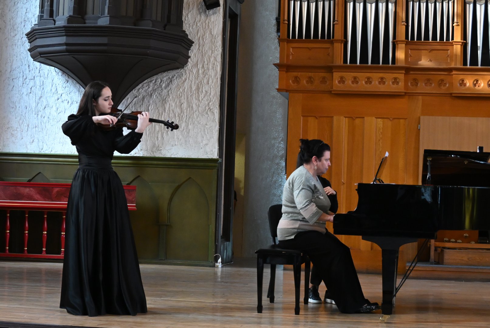 Абонементные концерты в Филармонии: музыка, поэзия и живая история (ФОТО)