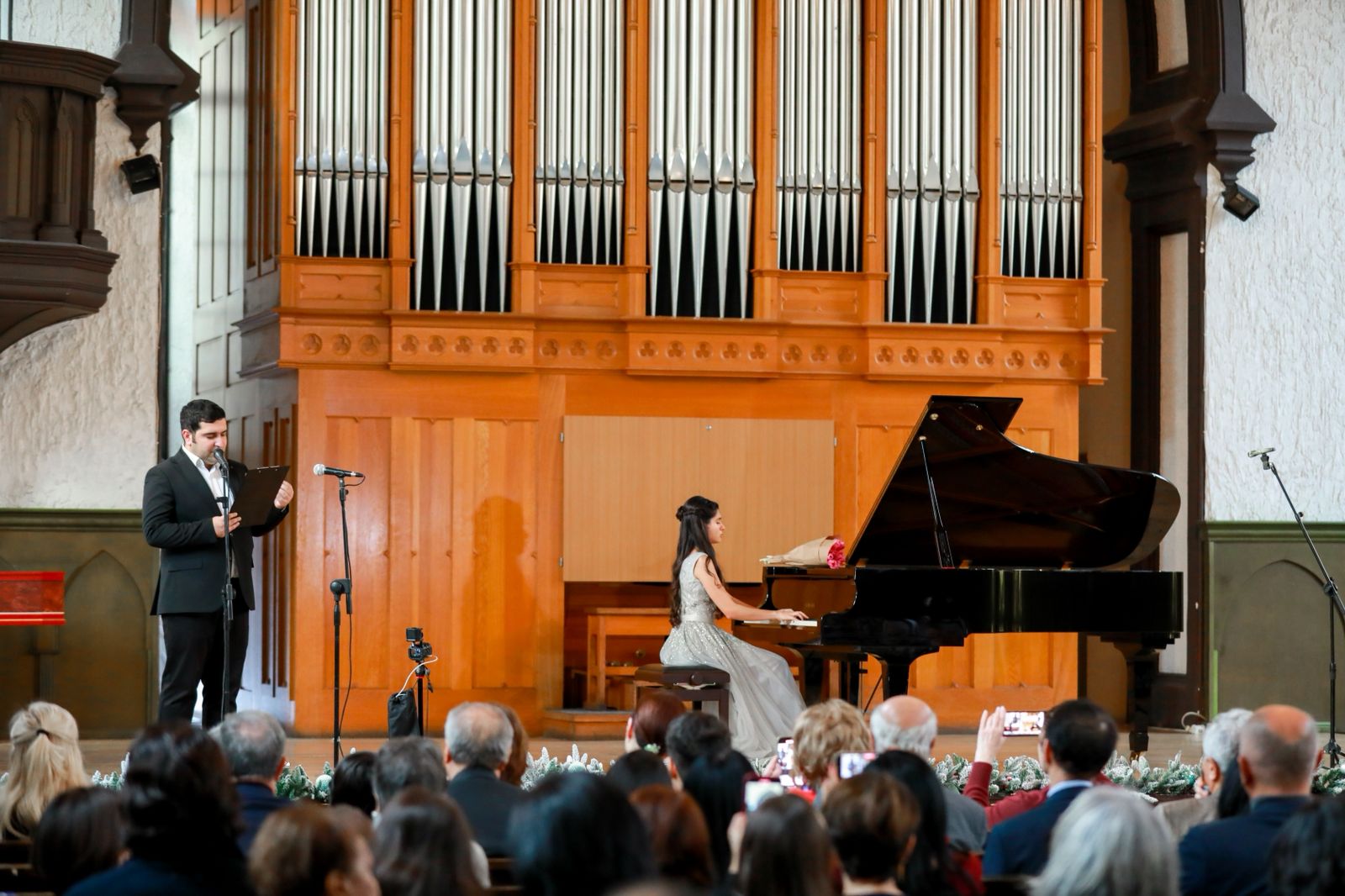 Абонементные концерты в Филармонии: музыка, поэзия и живая история (ФОТО)