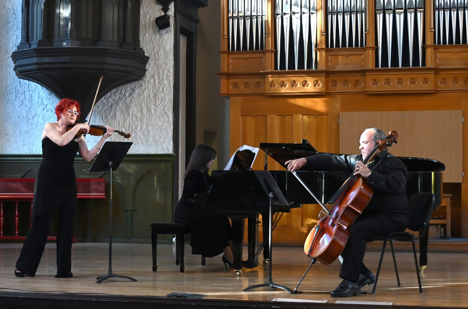 Абонементные концерты в Филармонии: музыка, поэзия и живая история (ФОТО)