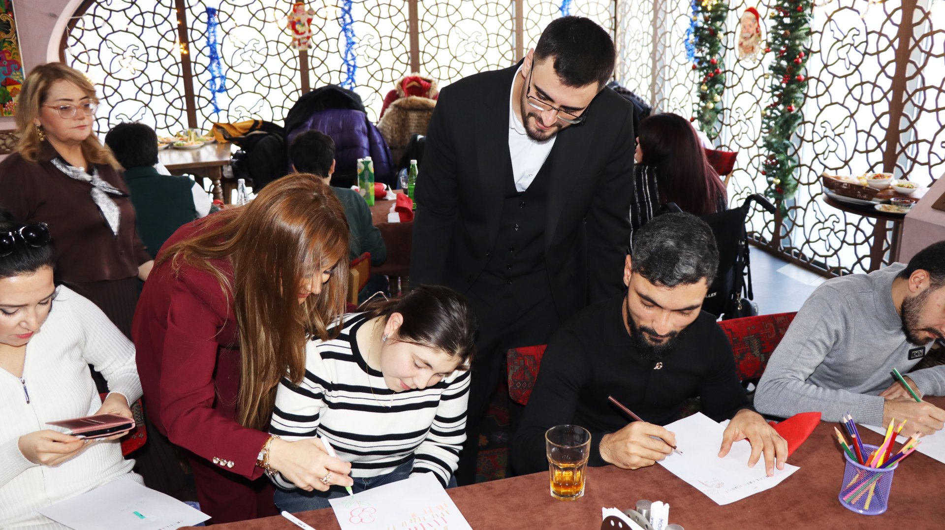 В Баку прошел инклюзивный праздник "Цвет желаний", посвященный Новому году (ФОТО)